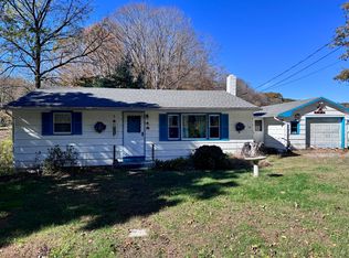 34 Plains Rd, North Franklin, CT 06254