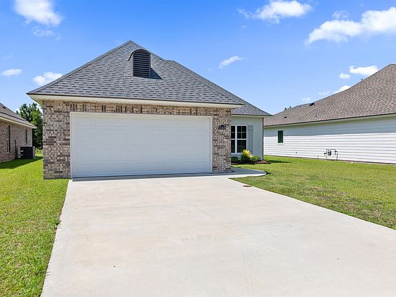 3rd image of 10439 Highland Lakes Dr