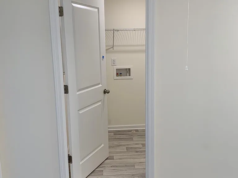 110 Quinn Rd — Photo 24