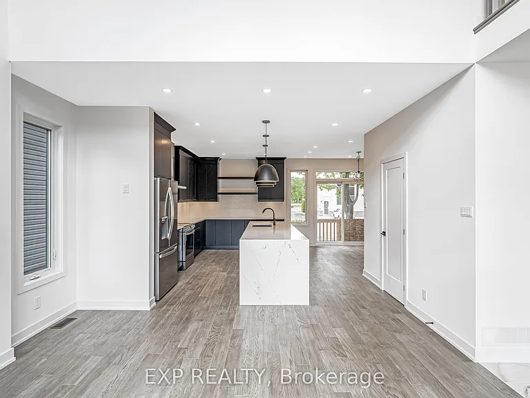 489 Duvernay Dr — Photo 6