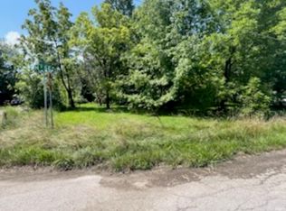 1448 1st St SE, Linton, IN 47441