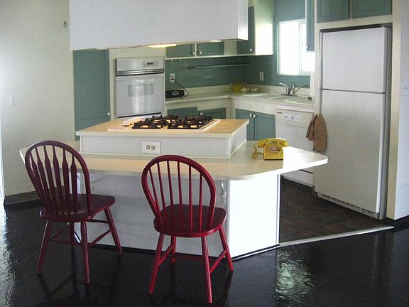 3rd image of 78 Plumosa Ln #78