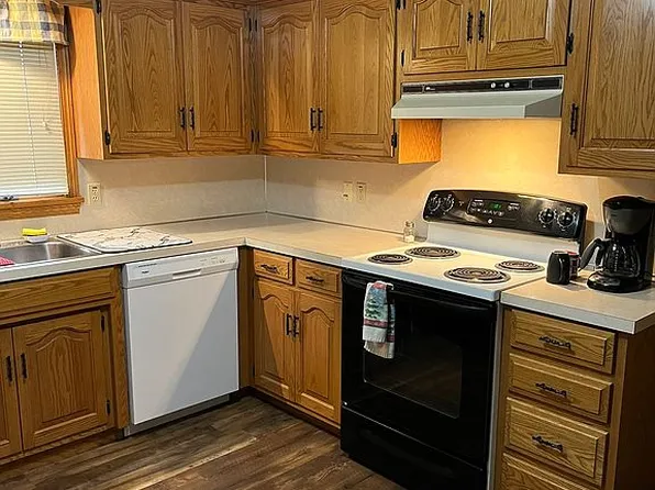 4128 Harvey Dr, Wooster, OH 44691