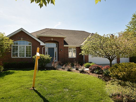 3rd image of 13820 Legend Trail Ln