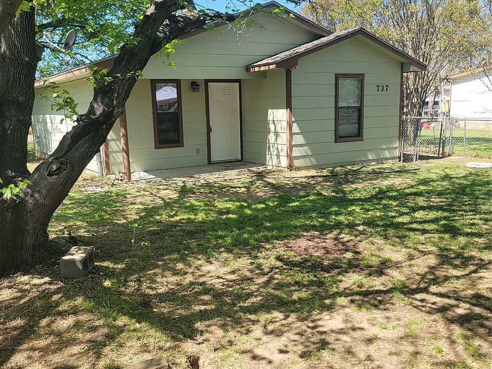 1st image of 737 Luther Ln