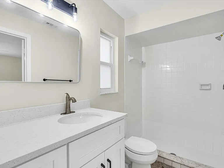 Primary ensuite bathroom