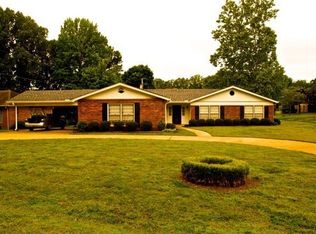 2113 Chestnut Dr, Corinth, MS 38834