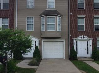 242 Denny Park Dr, Pittsburgh, PA 15214