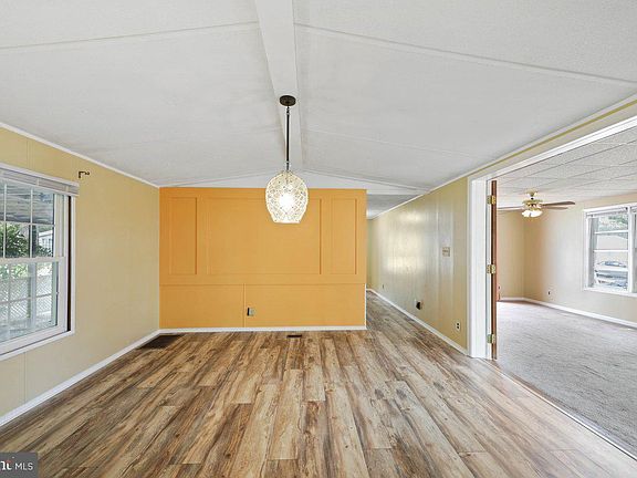5th image of 25896 Persimmon St #9605
