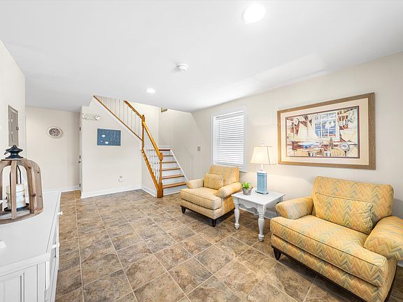 5th image of 201 90th St #1