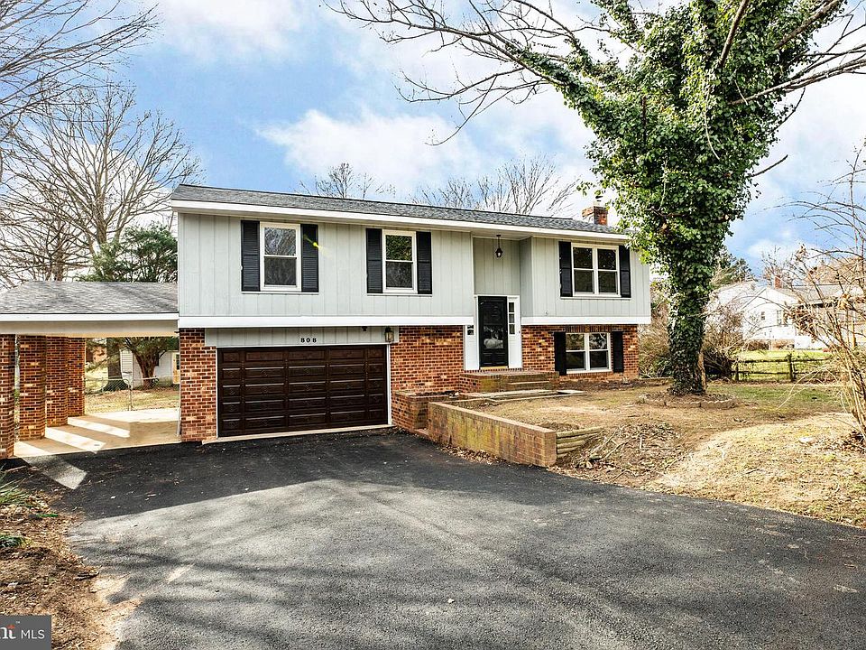 1st image of 808 Dinwiddie Dr