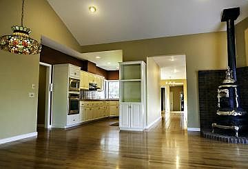 Family Room - Kitchen