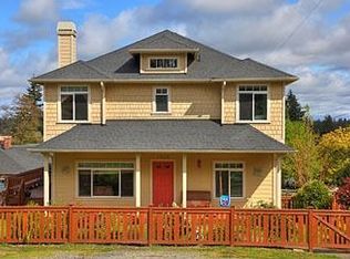 1058 NE 102nd St, Seattle, WA 98125