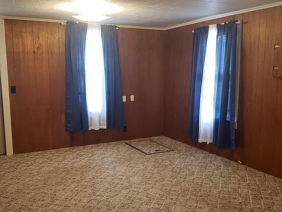 3rd image of 107 Sheridan Dr