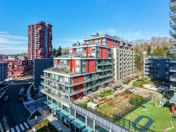 3451 Sawmill Cres #406, Vancouver, BC V5S 0E3