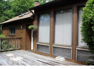 1 Capitola Rd, Danbury, CT 06811