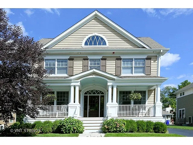 852 Highview Ave photo 1
