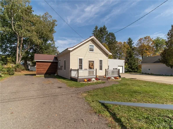 12 Scott St, Cattaraugus, NY 14719