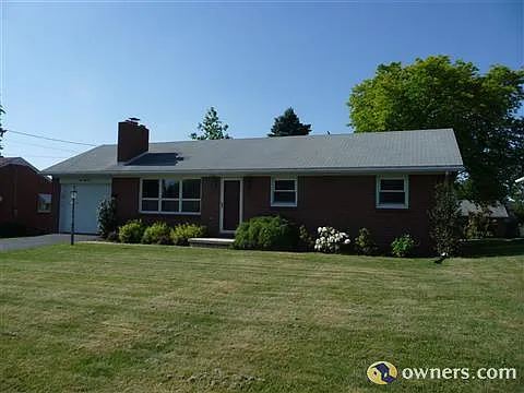 354 Town Dr photo 1
