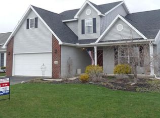 1528 Misty Oaks Dr, Findlay, OH 45840