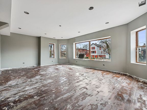 4th image of 7435 S Euclid Ave