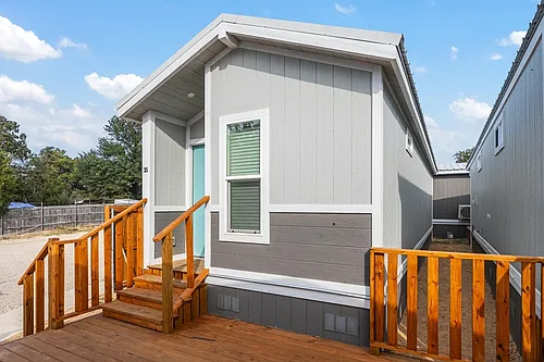 720 Pritchett Ln Photo 1