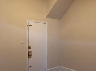 1919 S Broad St APT 1R, Philadelphia, PA 19148