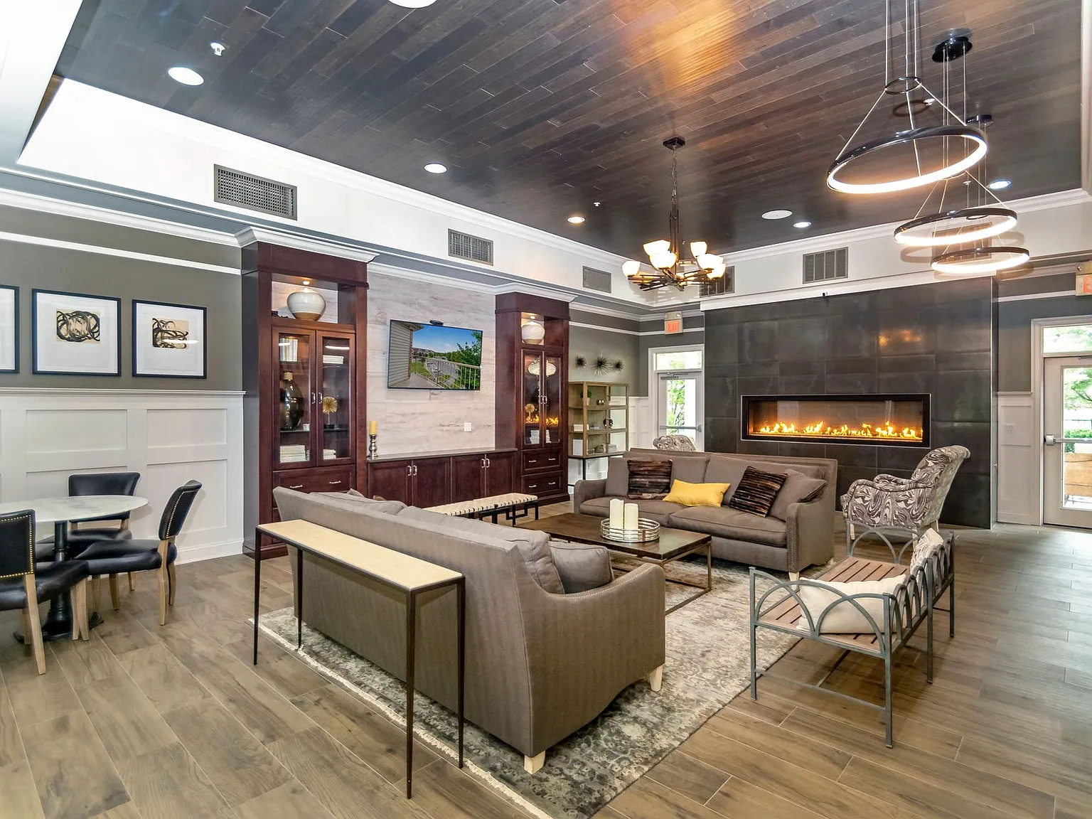 Spring Creek Apartments — Photo 4