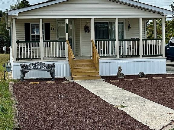 Surrounding stoned lot