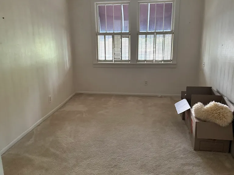 2125 Eastern Ave — Photo 23