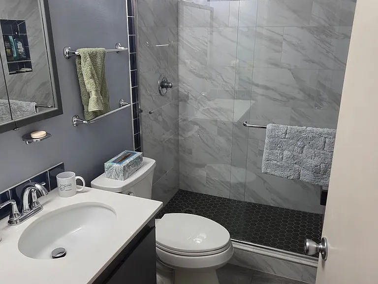 3500 N Country Club Dr — Photo 11
