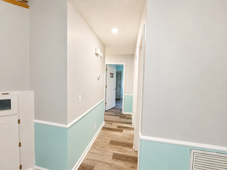 212 Muskogee Ct — Photo 9