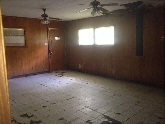 2nd image of 2808 Fannin St