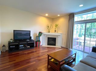 291 Silverbrook Rd, Orange, CT 06477