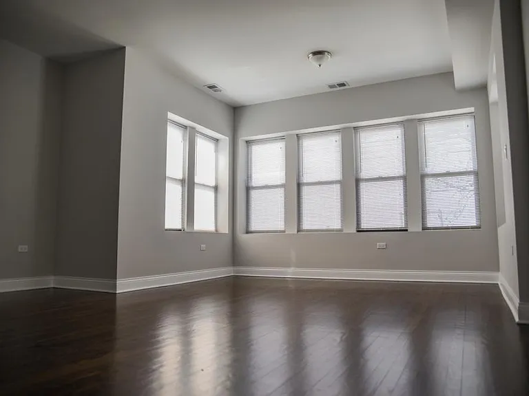 4847 N Kilbourn Ave #3 — Photo 10