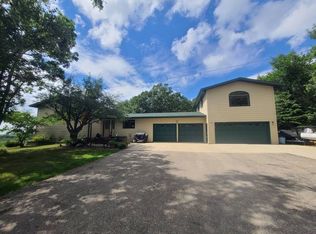 10511 County Road 49, Bottineau, ND 58318