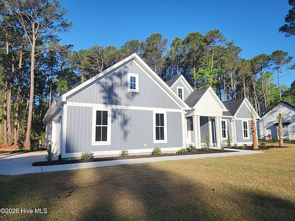 4th image of 345 Boundary Loop Road NW