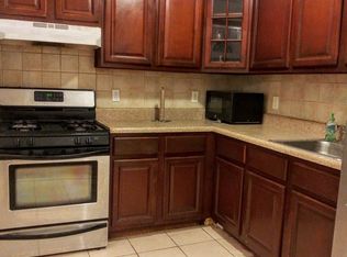 850 Monroe St APT 3, Brooklyn, NY 11221