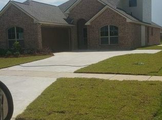 9590 Arbor Ln, Zachary, LA 70791