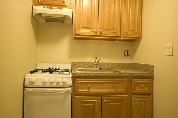 Rented by Nest Seekers International | media 1