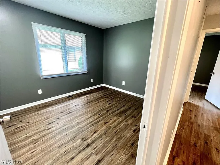 22410 Rock Creek Cir — Photo 25