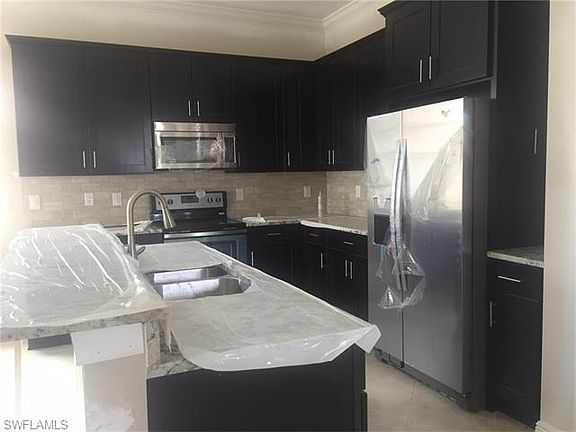 2nd image of 10401 Severino Ln