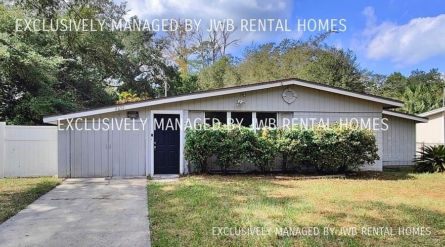 1st image of 2652 Guerad Dr E