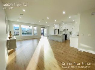 46620 1st Ave, Chilliwack, BC V2P1R3