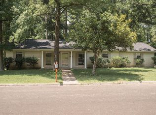 1002 Alston St, Livingston, TX 77351