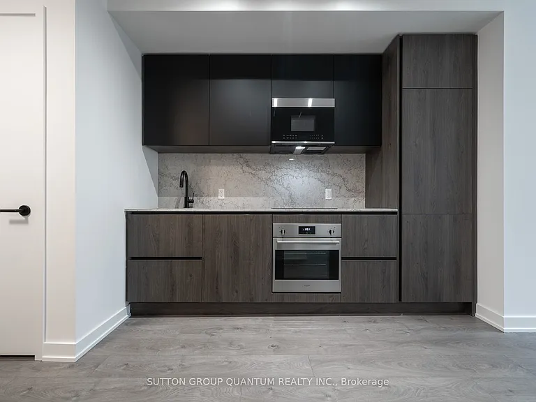 108 Peter St #1611 — Photo 4