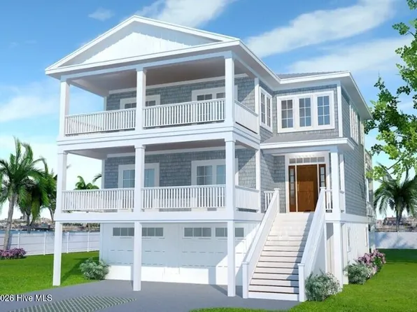 1 Raleigh Avenue, Surf City, NC 28445