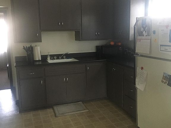 5th image of 812A E Wright St #3