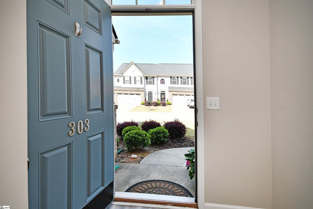 303 Corday Ln, Greer, SC - View 4