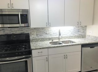 1920 N Sedgwick St, Chicago, IL 60614
